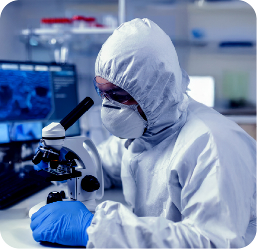 Científico en laboratorio